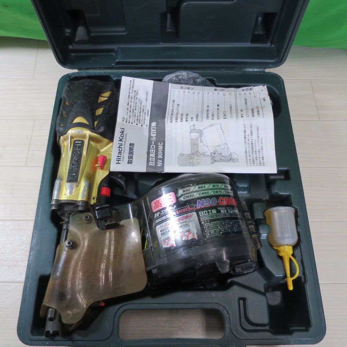 [送料無料] ☆日立工機 90mm 高圧 ロール 釘打機 NV90HMC ケース付き 釘打ち機 HITACHI エア 工具☆
