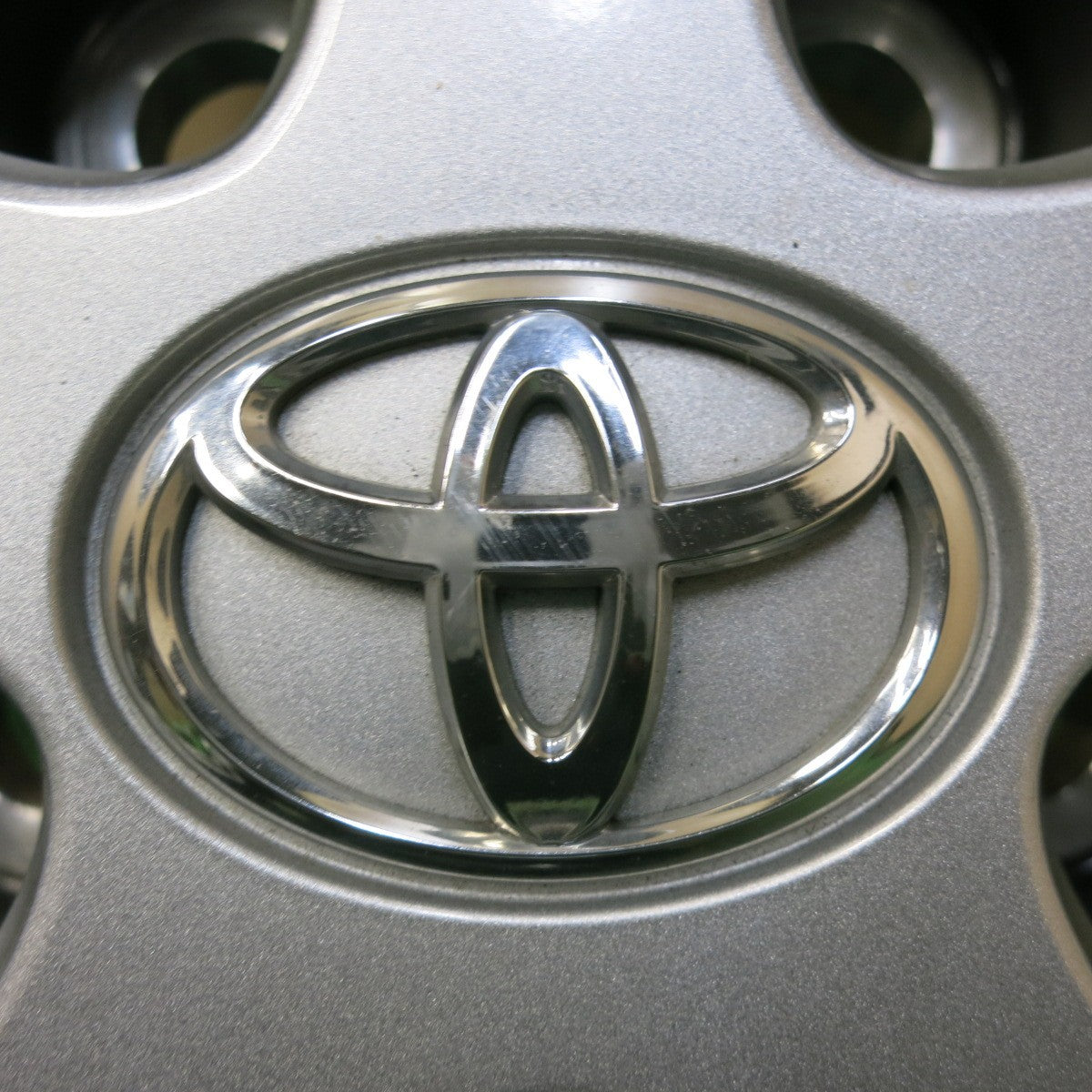 4本価格★トヨタ 30系 プリウス 純正 ホイール 15インチ 15×6J PCD100/5H★5051616SYホ