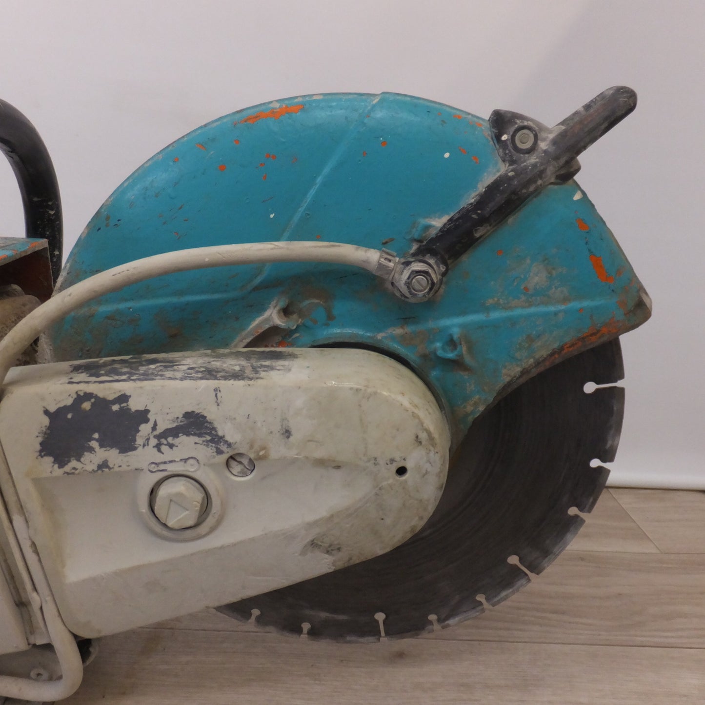 [送料無料] 岐阜発 ジャンク★スチール STIHL エンジンカットオフソー TS410　排気量 66.7cm3　使用可能研削砥石 直径 12"(305mm)★