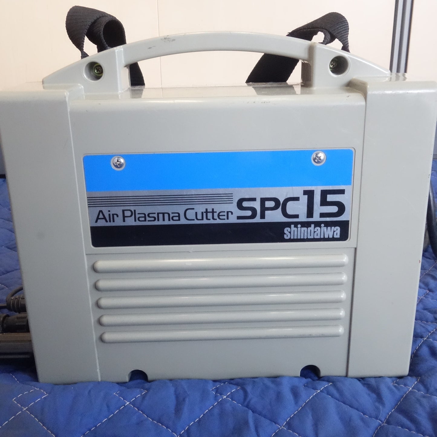 [送料無料] ☆新ダイワ エア プラズマ 切断機 SPC15-C コンプレッサー内蔵型 エアー プラズマカッター 現状品☆