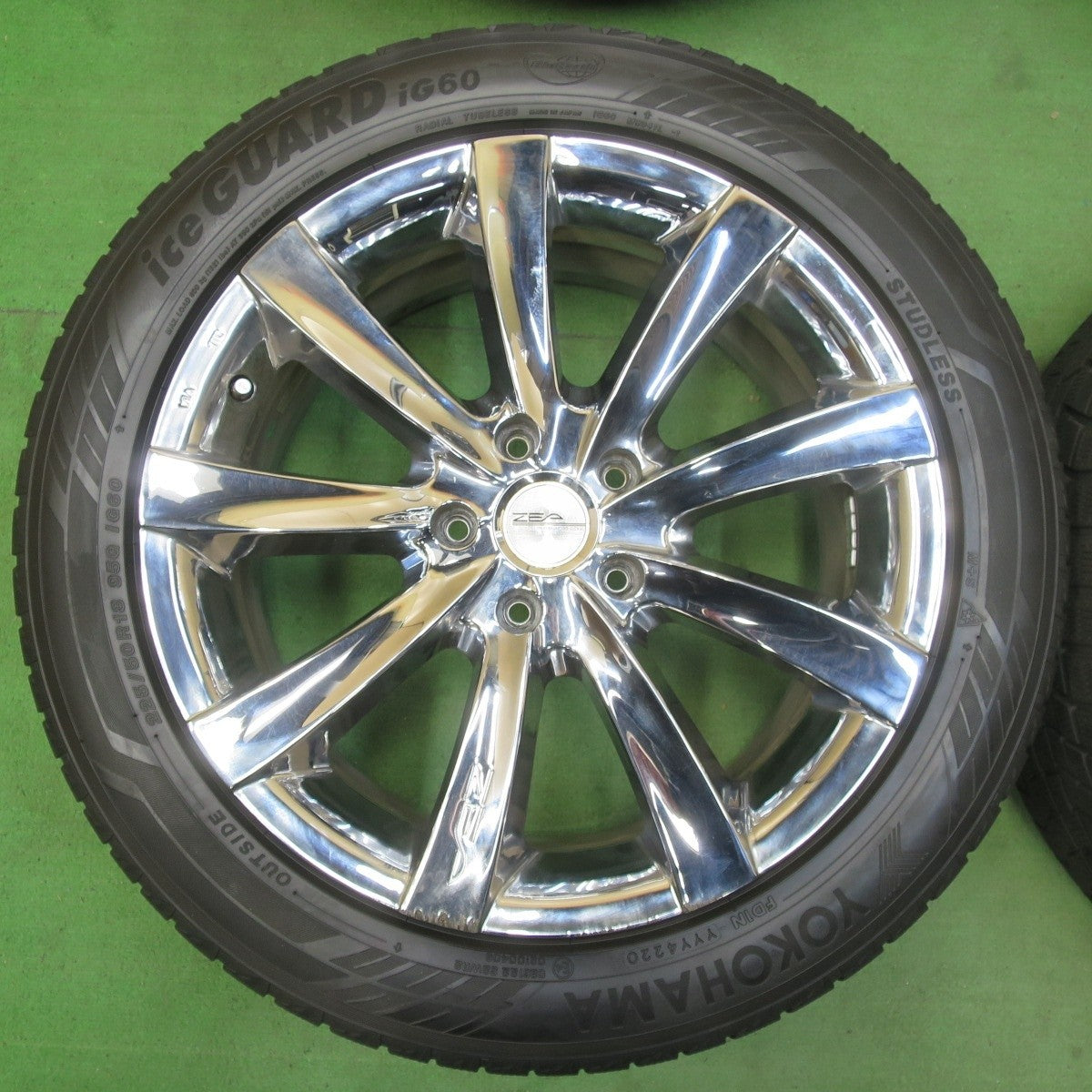 キレイ★スタッドレス 225/50R18 ヨコハマ アイスガード iG60 ZEA STYLE/FN 18インチ PCD114.3/5H★5031011イス