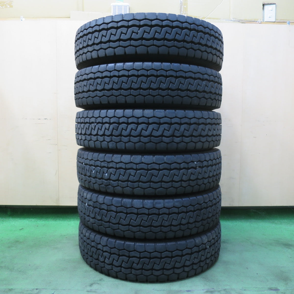 バリ溝！25年！9分！6本★トラック タイヤ 205/85R16 117/115N ブリヂストン エコピア M812 ミックス オールシーズン 16インチ★5101006イスタ