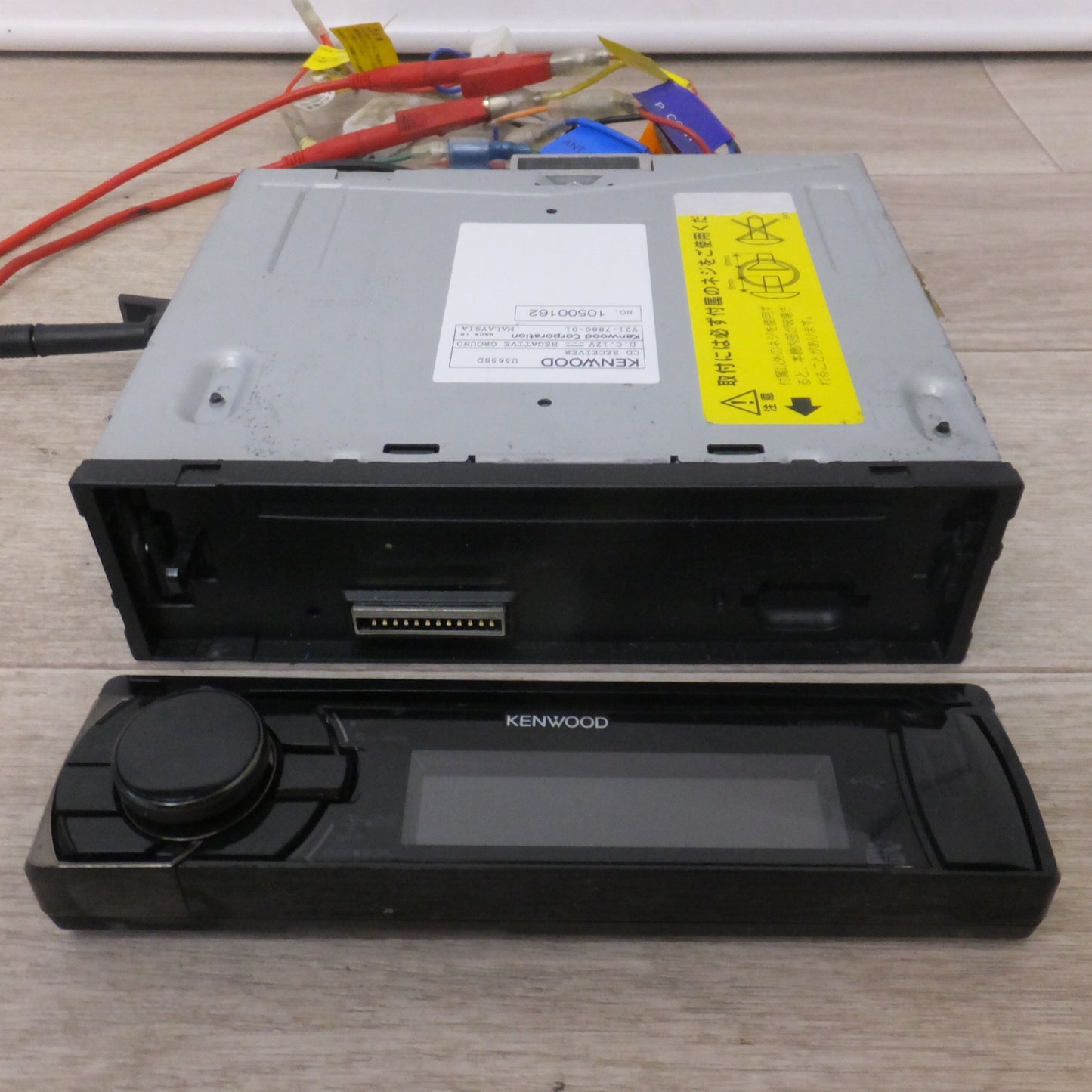 [送料無料] ★ケンウッド KENWOOD カーオーディオ 1DIN コンポ CDレシーバー U565SD[23]★