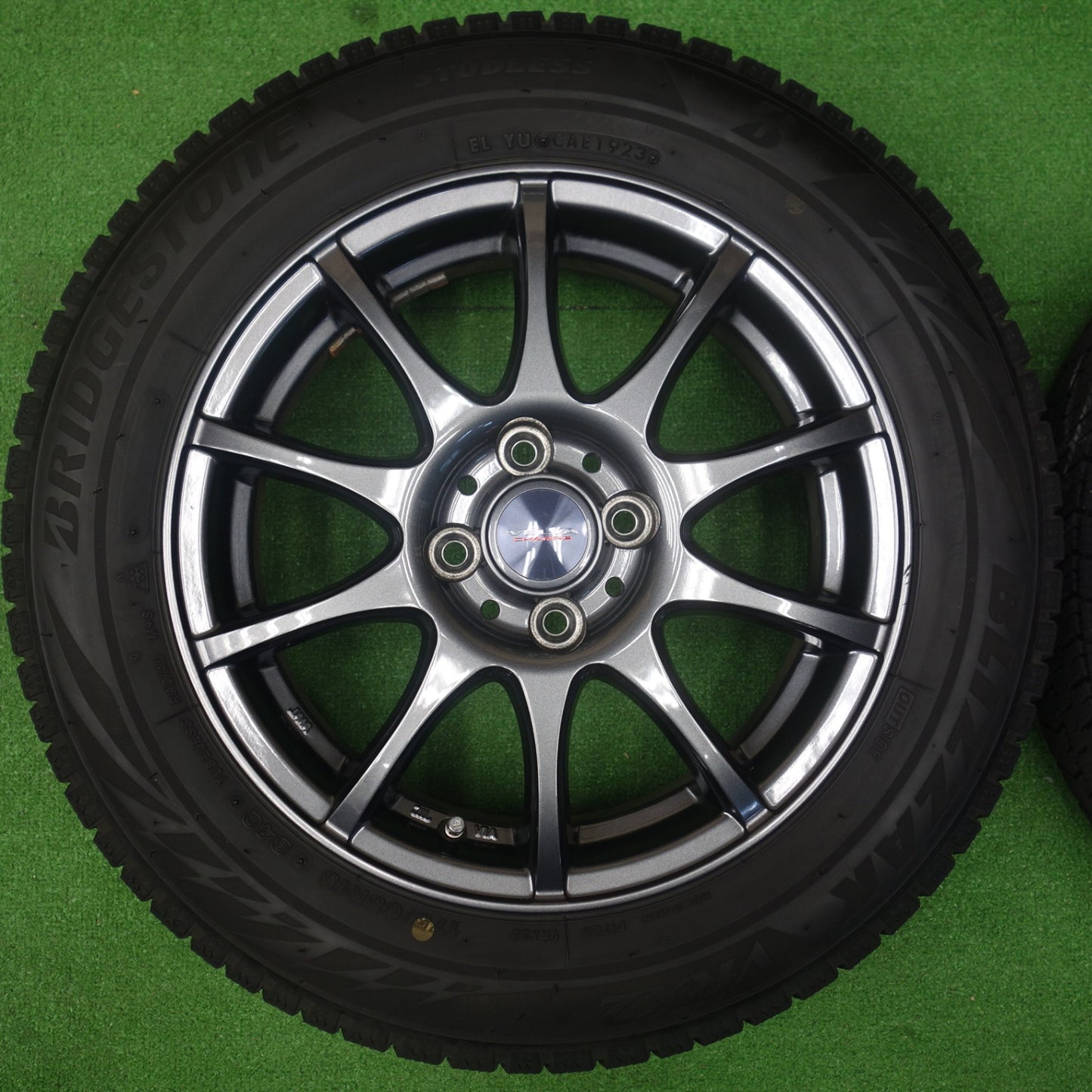 バリ溝！23年！キレイ！8.5分★スタッドレス 175/65R15 ブリヂストン ブリザック VRX2 VELVA CHARGE ヴェルヴァ 15インチ PCD100/4H★6050301KTス