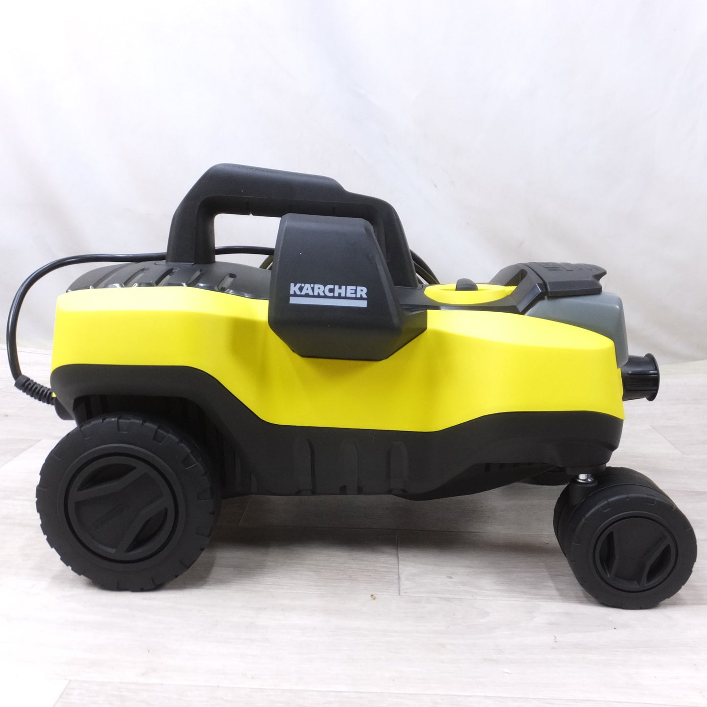 [送料無料] 美品◆ケルヒャー 家庭用 高圧 洗浄機 K3 Follow Me DCM 1.601-992.0 100V 50 / 60HZ ホース長 5m◆