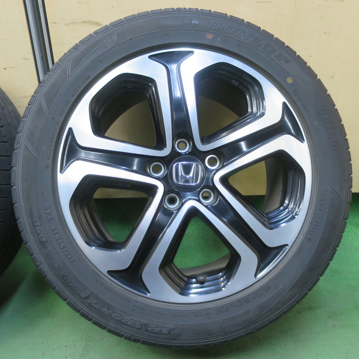 キレイ◎ホンダ RU ヴェゼル 純正 215/55R17 ダンロップ SPスポーツマックス 050 17インチ PCD114.3/5H◎6063003イノ