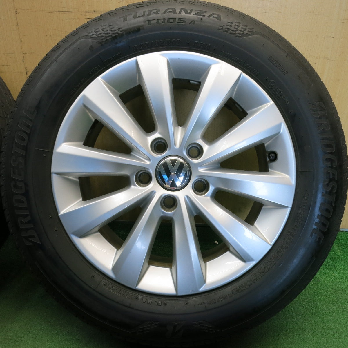 4本価格★ワーゲン ザ・ビートル 純正 205/65R16 ブリヂストン トランザ T005A 16インチ PCD112/5H★6051403HAノ