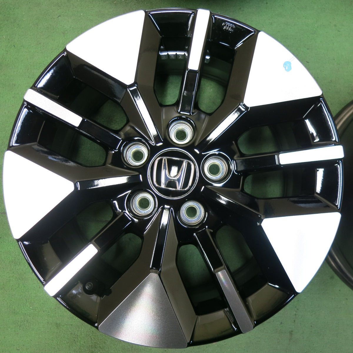 新車外し★ホンダ RP8 ステップワゴン 純正 ホイール 16インチ 16×6.5J PCD114.3/5H★5042301SYホ