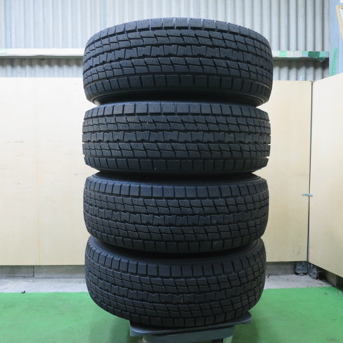 超バリ溝！25年！ほぼ10分★KEELER FORCE 265/70R17 スタッドレス グッドイヤー アイスナビ SUV キーラー フォース 17インチ PCD139.7/6H★6041502ナス