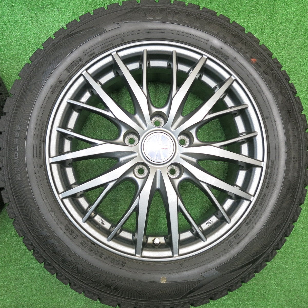 バリ溝！22年！キレイ！9.5分★スタッドレス 205/60R16 ダンロップ ウインターマックス WM02 ravrion RM01 ラブリオン 16インチ PCD114.3/5H★5110621HAス