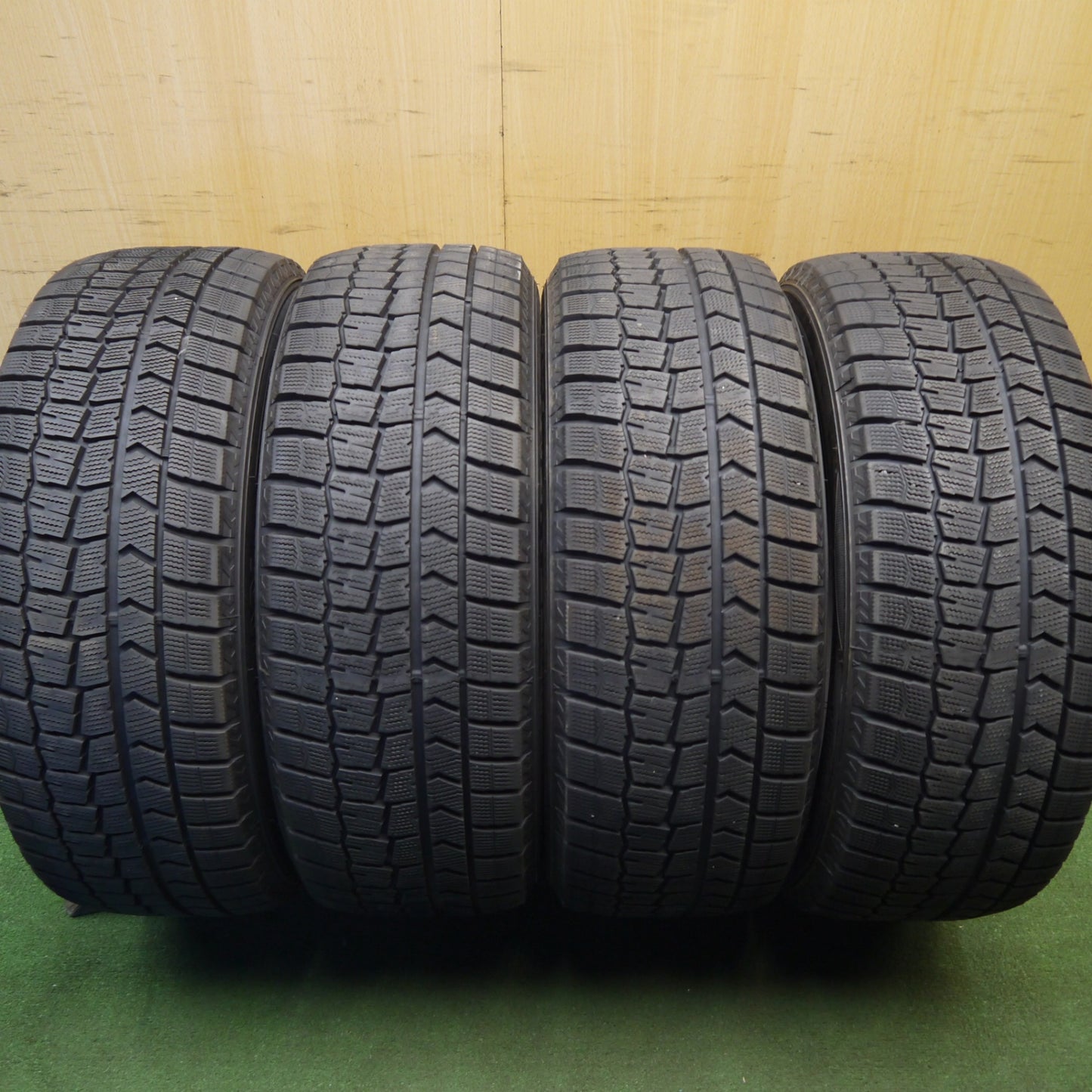 バリ溝！22年！9分☆スタッドレス 225/55R17 ダンロップ ウインター 