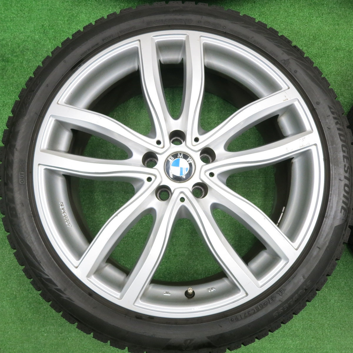 [送料無料] バリ溝！9.5分★BMW 等 MAK FAHR 245/40R19 スタッドレス ブリヂストン ブリザック VRX2 19インチ PCD112/5H★4100602HAス