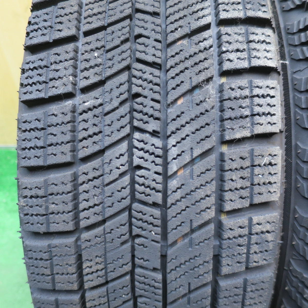 バリ溝！23年！8.5分★スタッドレス 165/55R14 ナンカン アイスアクティバ AW-1 Verthandi ヴェルザンディ 14インチ 軽サイズ ワゴンR ゼスト 等 PCD100/4H★6031806NJス
