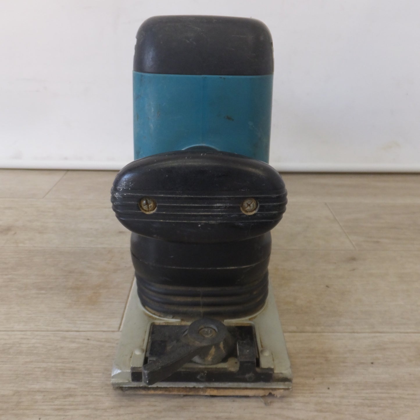 [送料無料] ★マキタ makita オービタルサンダ 9046　100V 570W 50-60Hz 6A 6000/min★