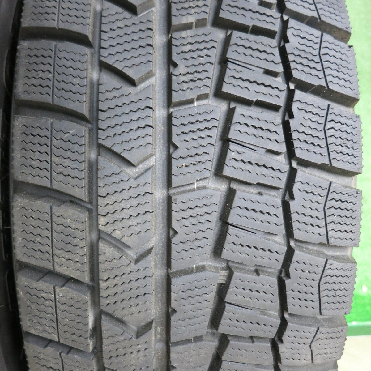 バリ溝！23年！キレイ！9.5分以上★スタッドレス 215/60R16 ダンロップ ウインターマックス WM02 社外 アルミ 16インチ PCD114.3 100/5H マルチ★4121303NJス