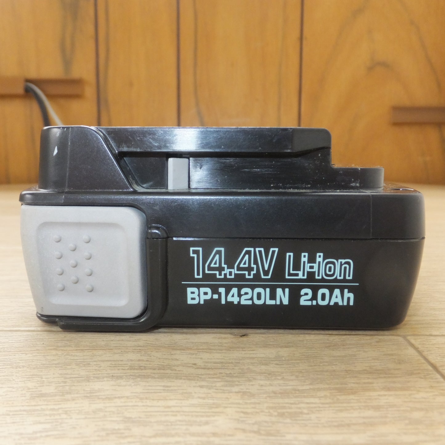 [送料無料] ★マクセルイズミ IZUMI バッテリパック BP-1420LN リチウムイオン電池 14.4V 2.0Ah 28.8Wh Li-ion 22★