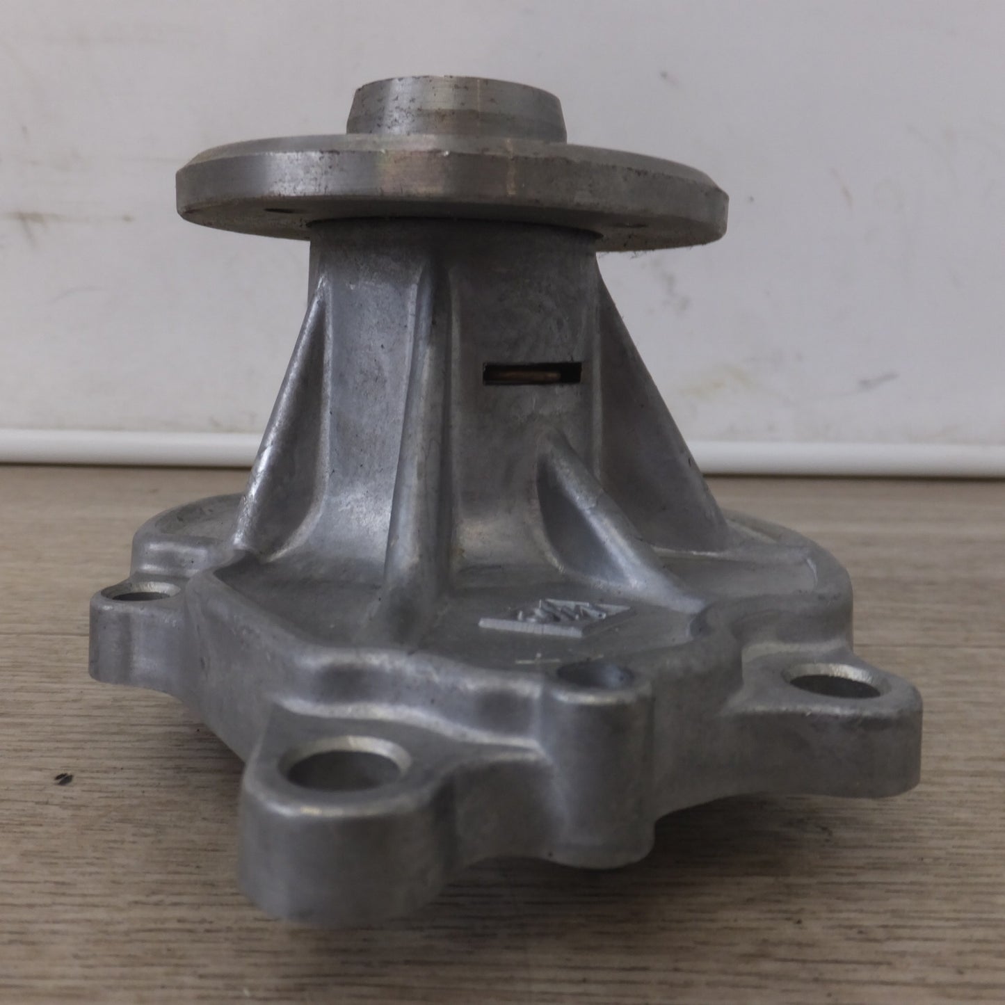 ★Toyo 1114 ウォーターポンプ WATER PUMP 21010-E3028 E3027　GC10 GC110 230V.DX★