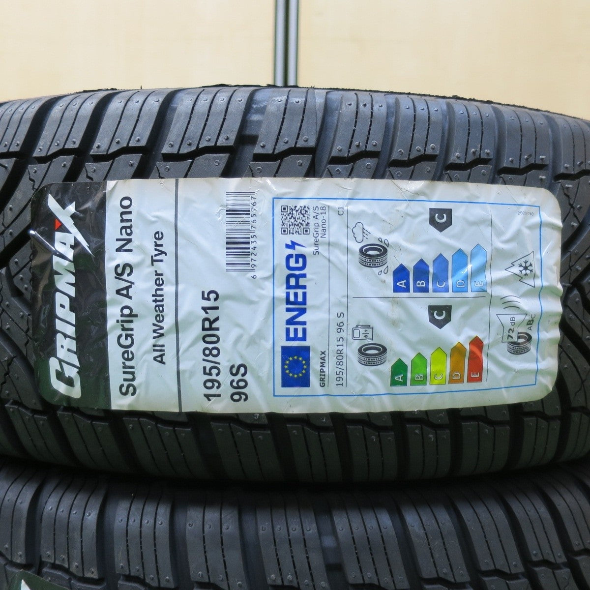 未使用！23年★195/80R15 グリップマックス SureGrip A/S Nano タイヤ 15インチ ハイエース キャラバン 等★4111404イノタ