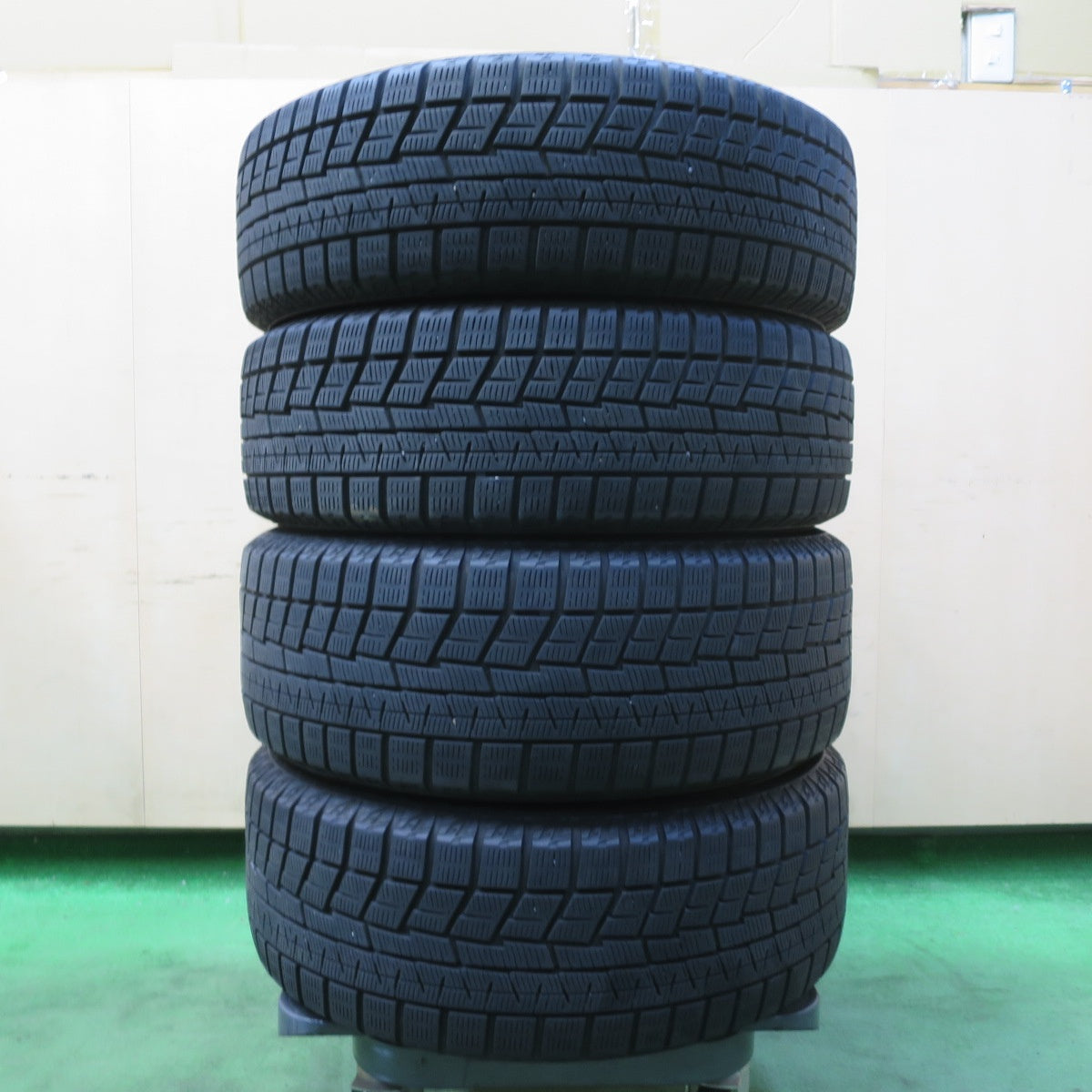キレイ★スマート フォーツー C451 純正 BORBET 175/55R15 195/50R15 スタッドレス ヨコハマ アイスガード iG60 15インチ PCD112/3H★5062904イス