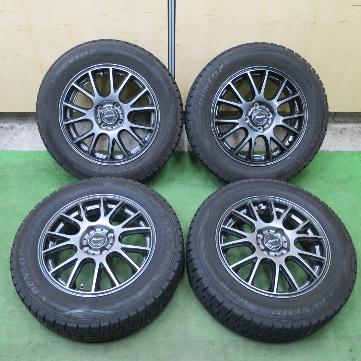 バリ溝！キレイ！9.5分◎スタッドレス 185/65R15 ダンロップ ウインターマックス WM02 Mistiere RB14 ミスティ―レ 15インチ PCD100/4H◎6092802NGス