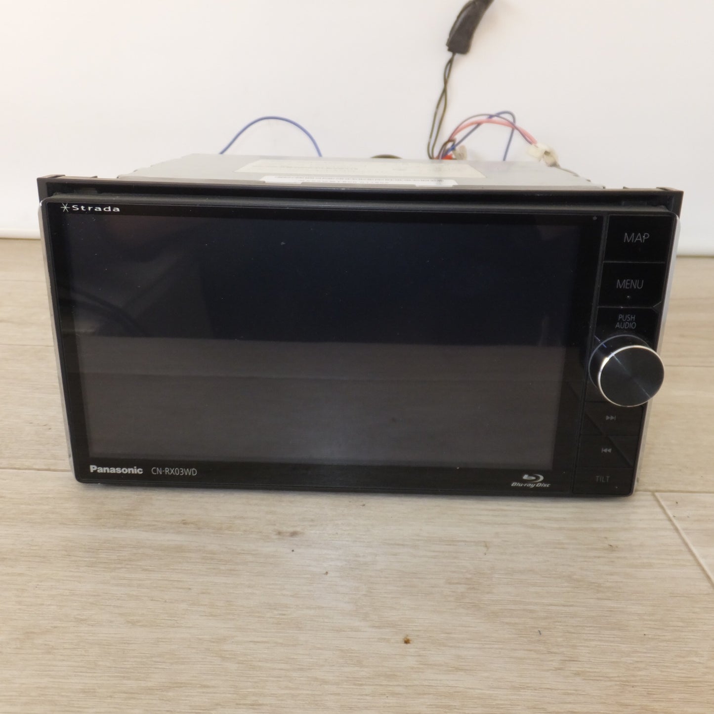 [送料無料] ★パナソニック Panasonic SDカーナビステーション Strada CN-RX03WD[8]★