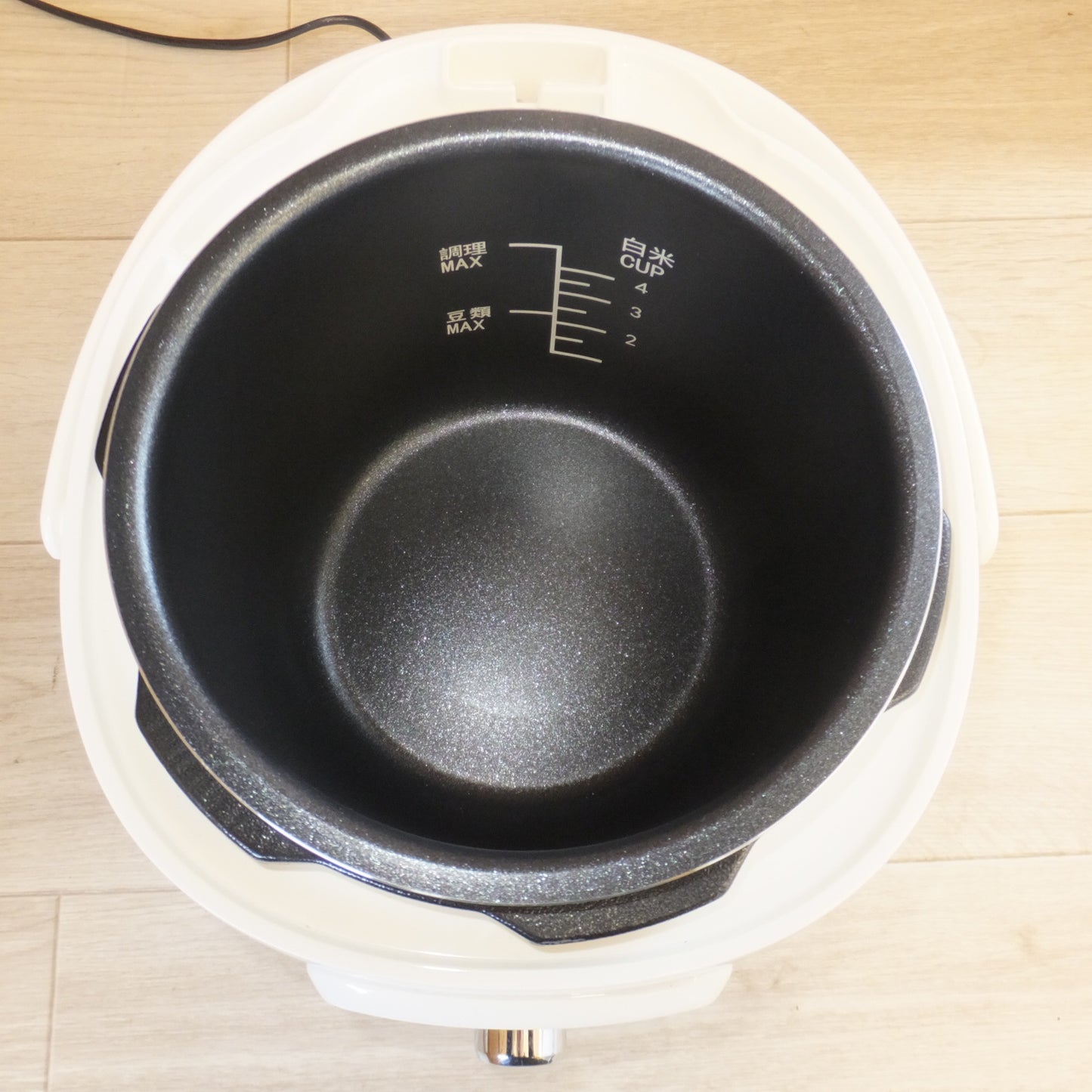 [送料無料] キレイ★新津興器 電気圧力鍋 HOME SWAN SDA-60　呼び容量 2.5L　AC100V 50/60Hz★