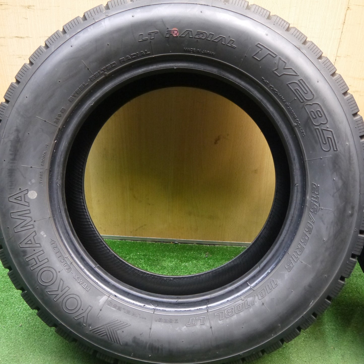 バリ溝！21年！9.5分以上★トラック タイヤ 215/65R15 110/108L ヨコハマ LT ラジアル TY285 ミックス オールシーズン 15インチ★5092904Hノタ
