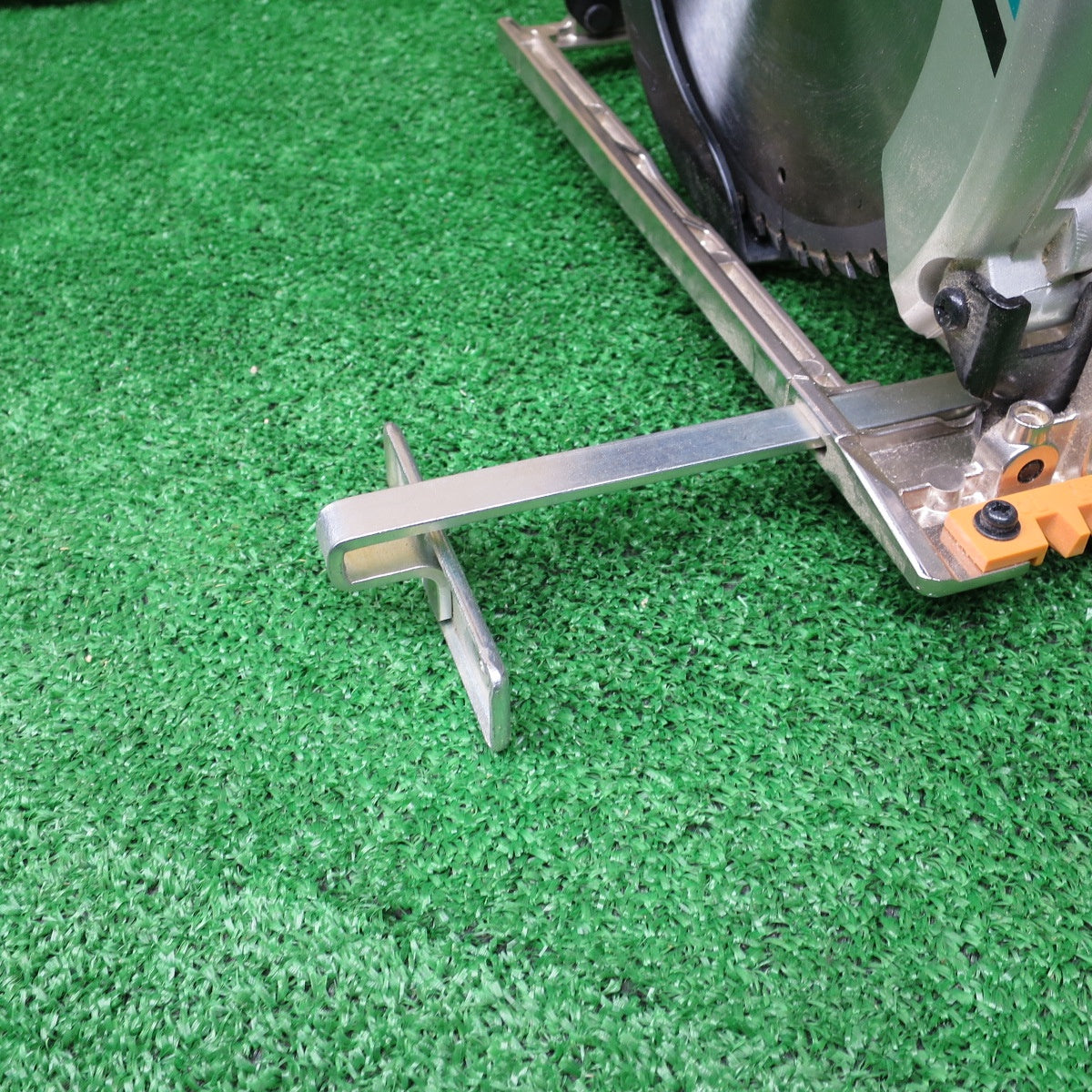 [送料無料] ◆マキタ 電気 190mm マルノコ M585 電動 工具 切断 機  丸のこ 丸ノコ 丸鋸 DIY Makita◆
