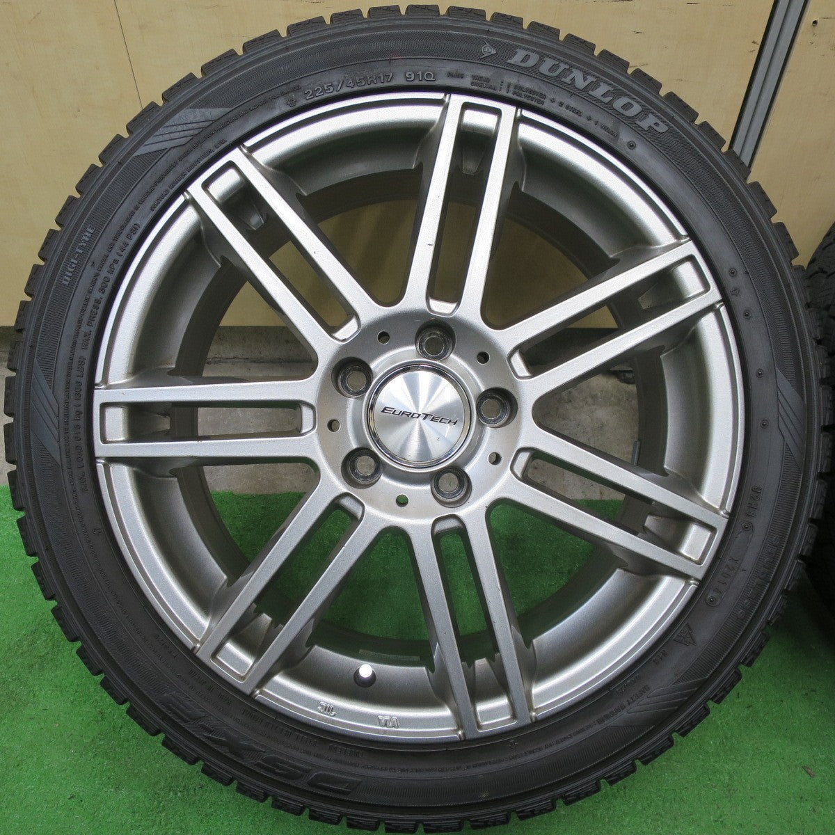 バリ溝！9.5分以上★ベンツ 等 EUROTECH STAGE TW7 225/45R17 スタッドレス ダンロップ DSX-2 ユーロテック ステージ PCD112/5H★5060502TTス