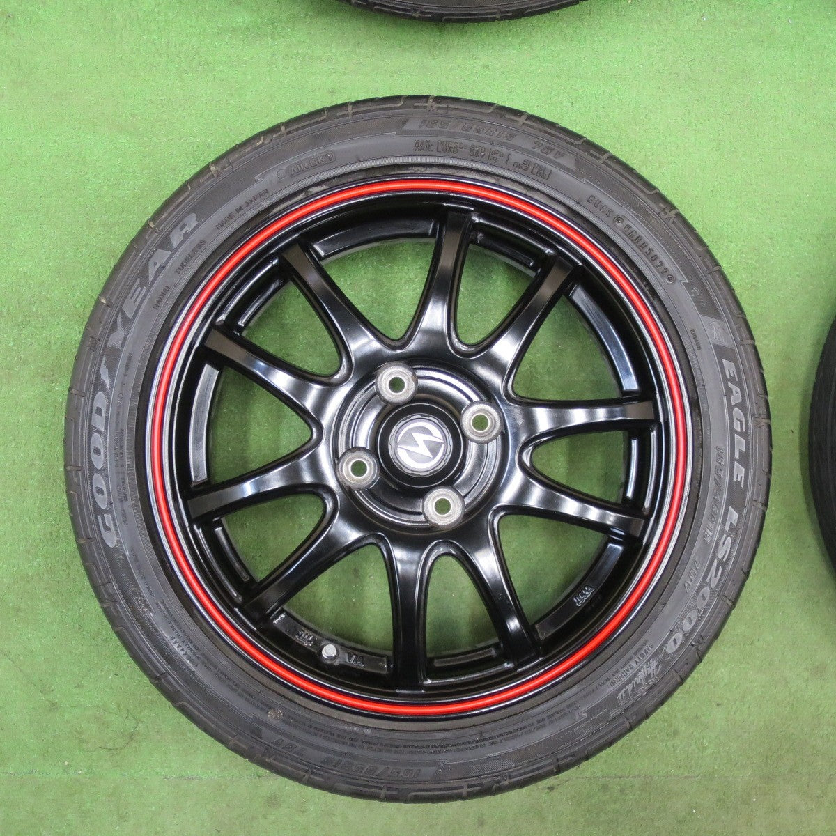 バリ溝！22年！キレイ！8.5分★165/55R15 グッドイヤー イーグル LS2000 hybridⅡ S-HOLD S-5V 15インチ 軽サイズ N-BOX ワゴンR 等 PCD100/4H★6022102TTノ