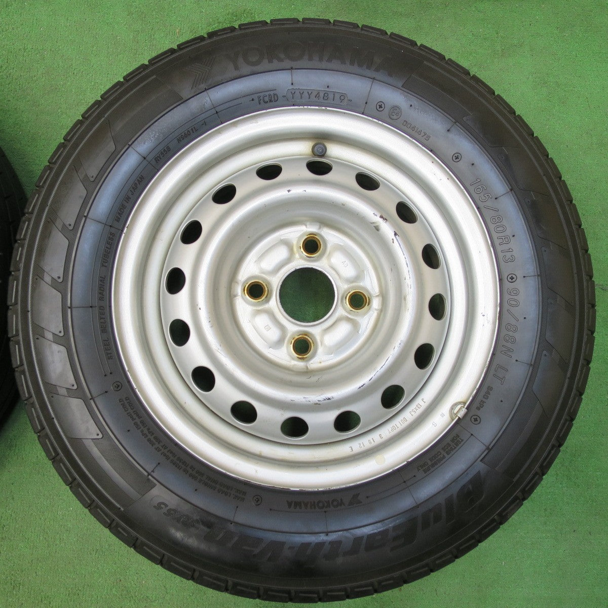 [送料無料] バリ溝！20年！9分★165/80R13 90/88N ヨコハマ BluEarth-Van RY55 スチール 13インチ PCD100/4H★4111103イノ