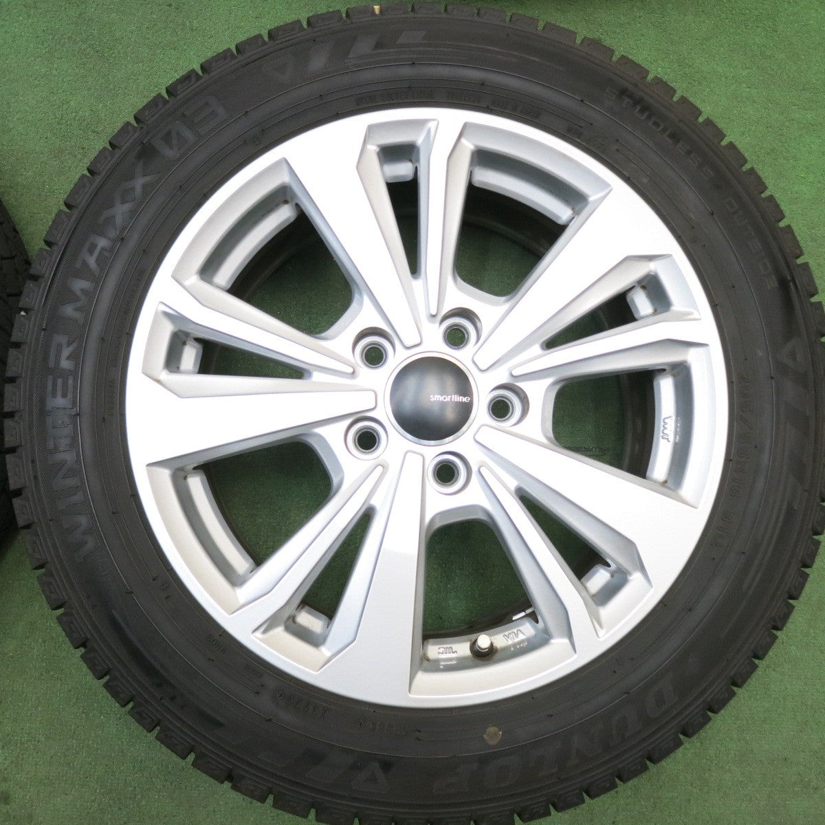 バリ溝！23年！キレイ！9分★アウディ 等 smartline 365 205/55R16 スタッドレス ダンロップ ウインターマックス 03 スマートライン 16インチ PCD112/5H★6053008HAス