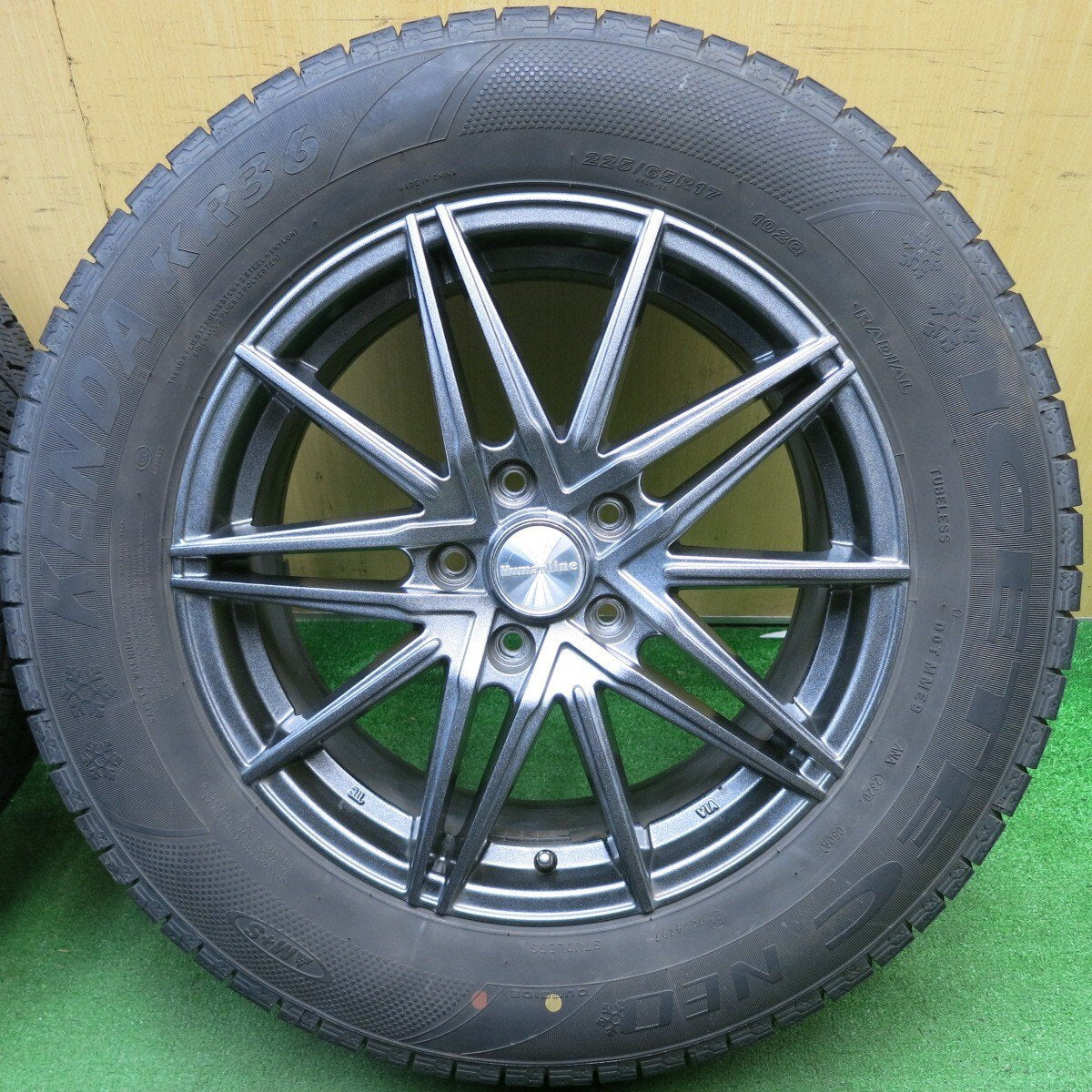 キレイ★スタッドレス 225/65R17 ケンダ KR36 アイステックネオ Humanline ヒューマンライン PCD114.3/5H★5040506TNス