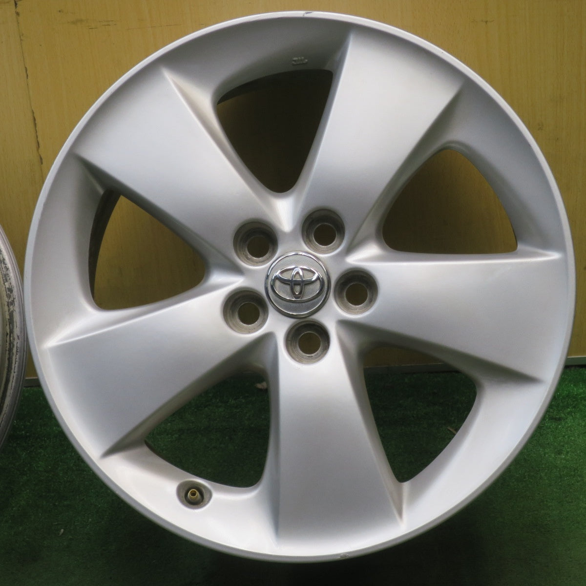 4本価格★トヨタ 30系 プリウス S G ツーリング 純正 ホイール 17インチ 17×7J PCD100/5H★5100602NJホ