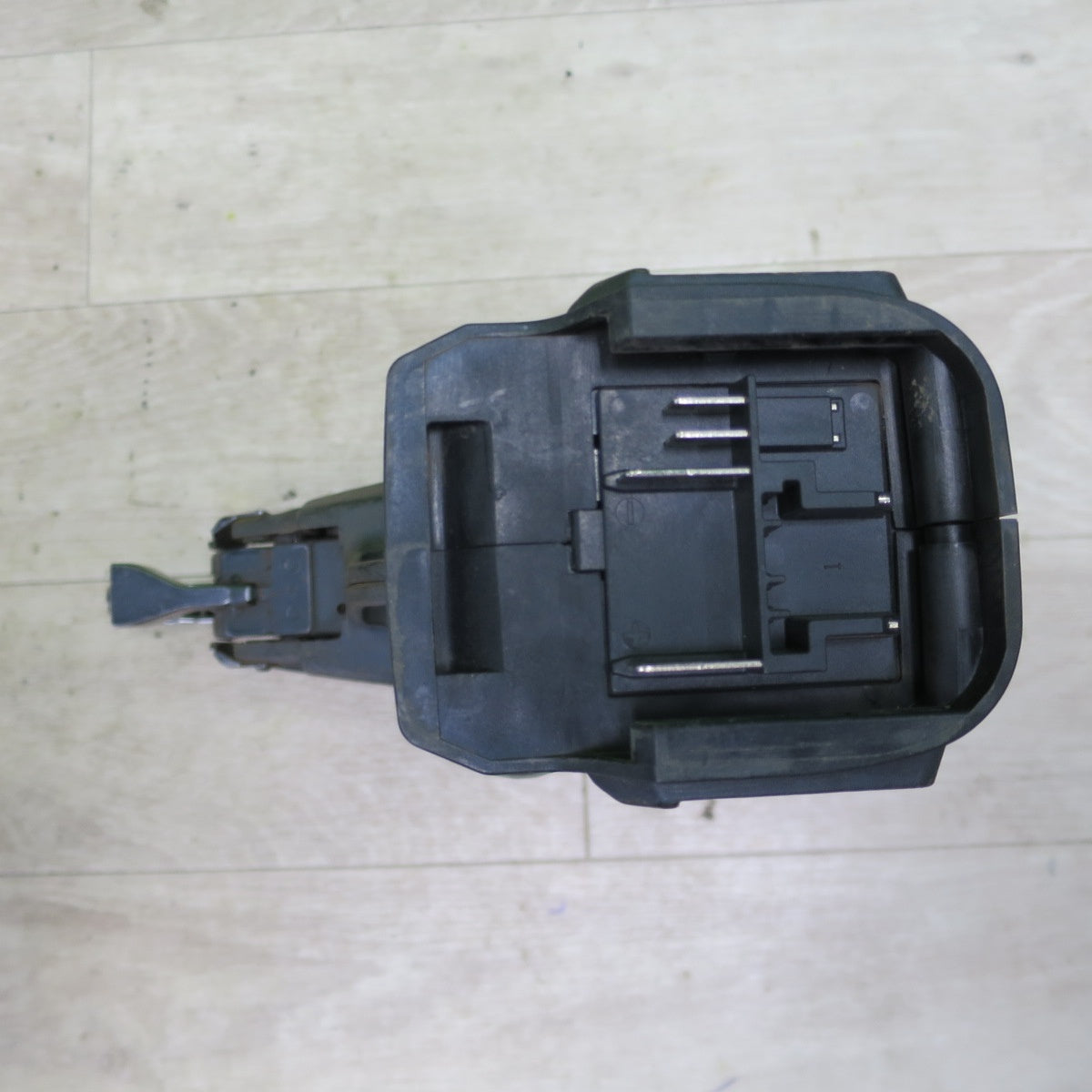 [送料無料] ☆マックス 鉄筋 結束機 リバー タイア RB-399A-FB2C 充電器 バッテリー ケース 付き MAX 電動 工具 ①☆