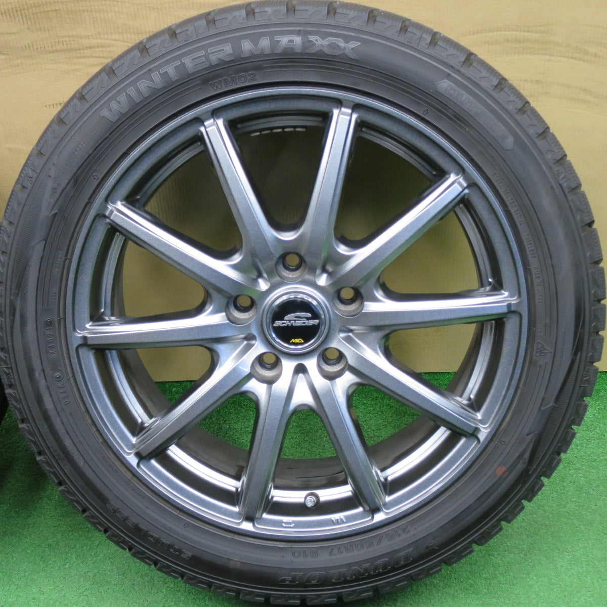 バリ溝！キレイ！9.5分★スタッドレス 215/50R17 ダンロップ ウインターマックス WM02 SCHNEIDER シュナイダー 17インチ PCD114.3/5H★6041210NKス