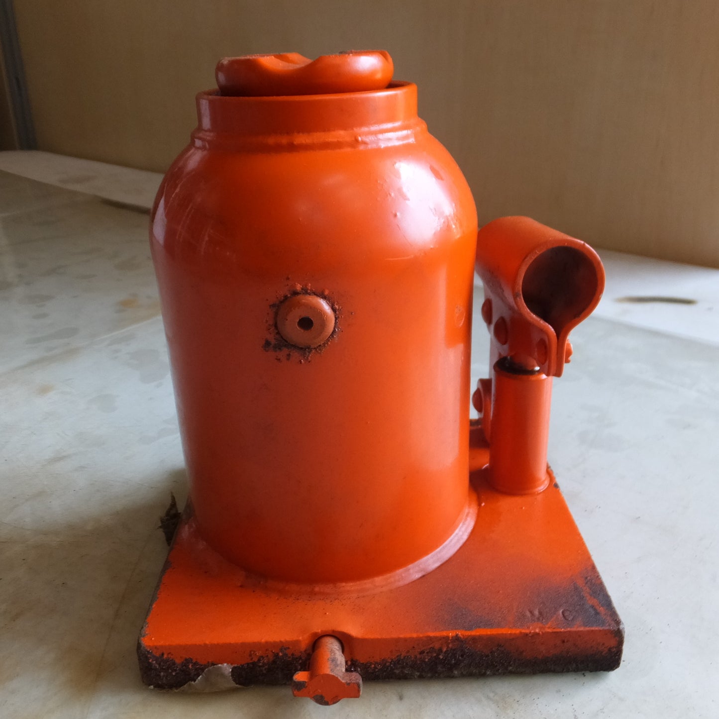 [送料無料] ◆マサダ 油圧ジャッキ HPB-15 工具 15ton 15トン 15TON 15000kg 油圧式 ダルマ だるま オイル 自動車 車載 点検 整備(5)◆