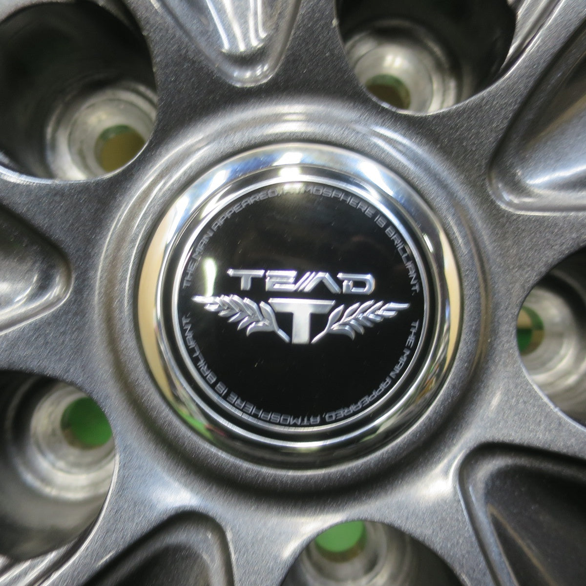 バリ溝！23年！キレイ！ほぼ10分★スタッドレス 195/60R16 ヨコハマ アイスガード iG60 TEAD テッド 16インチ PCD114.3/5H★6011903イス