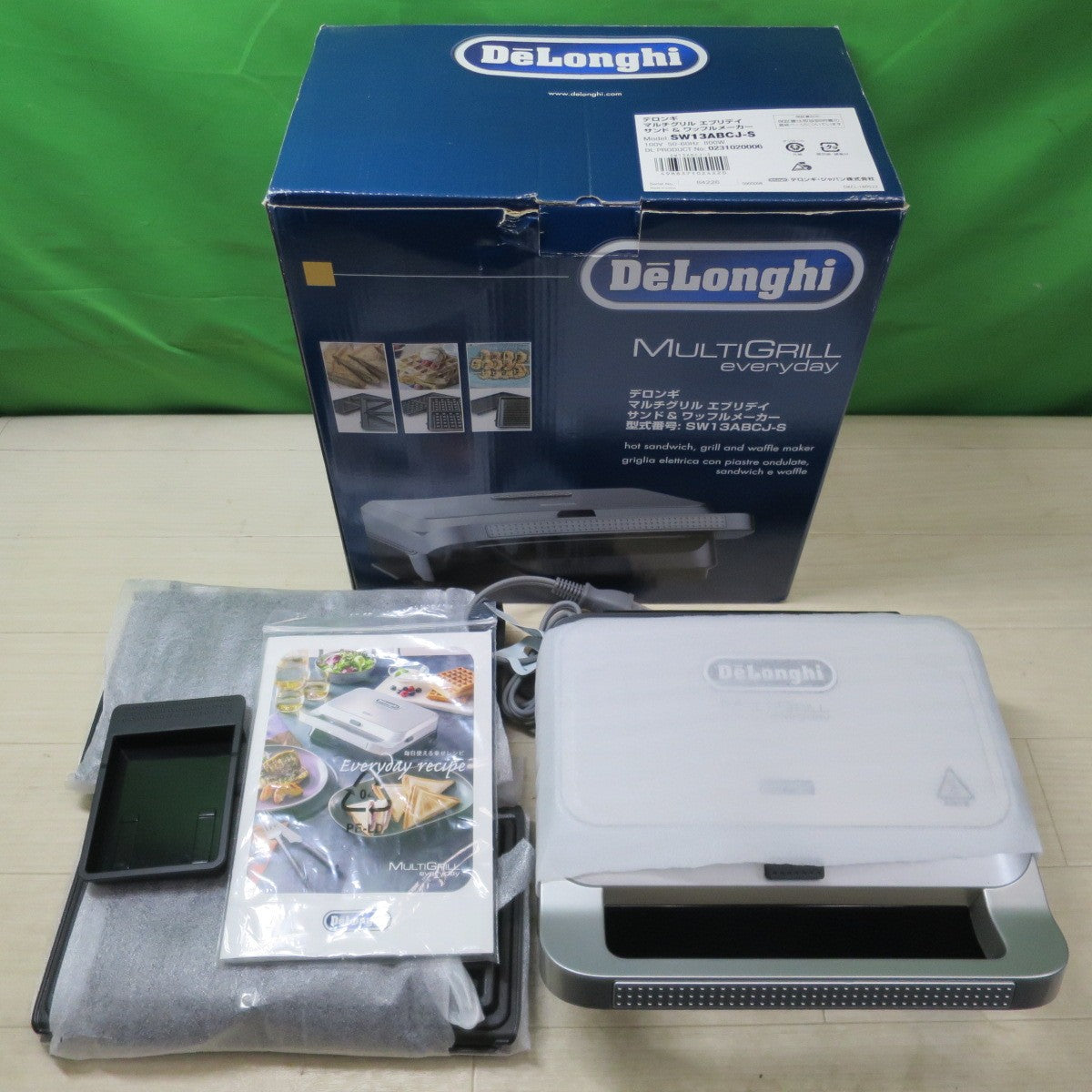 [送料無料] 未使用☆デロンギ マルチグリル エブリデイ サンド ＆ ワッフル メーカー SW13ABCJ-S DeLonghi☆