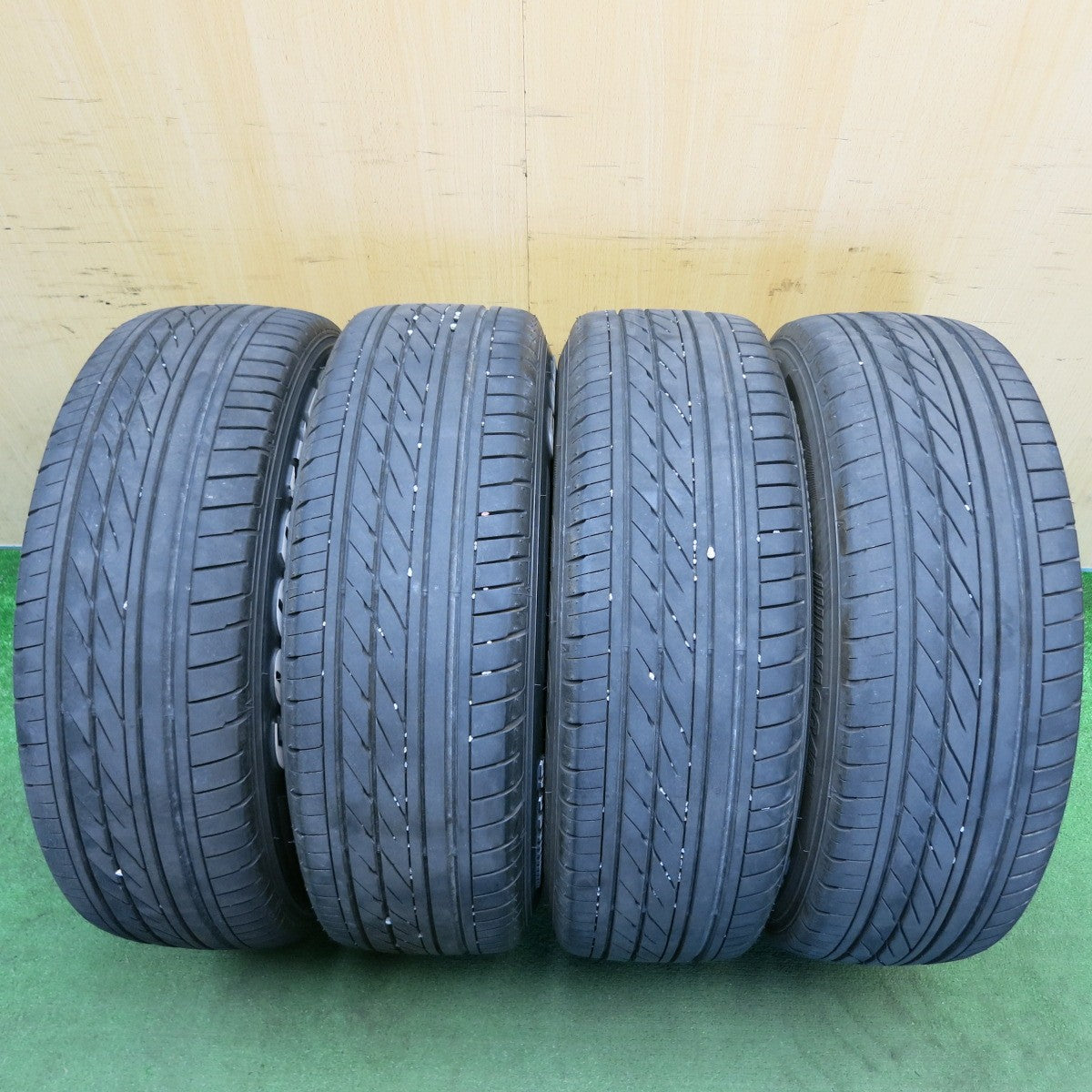 バリ溝！22年！9分★215/60R17 109/107R グッドイヤー イーグル #1 ナスカー BARBERO アーバングランデ バルベロ 17インチ PCD139.7/6H★6060401HAノ