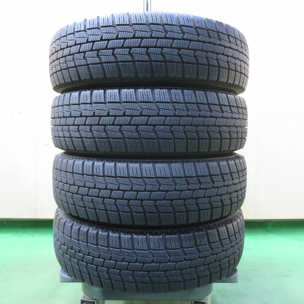 バリ溝！21年！キレイ！9.5分以上★スタッドレス 155/65R14 オートバックス ノーストレック N3i SCHNEIDER MiD シュナイダー マルカ 14インチ PCD100/4H★5060901イス