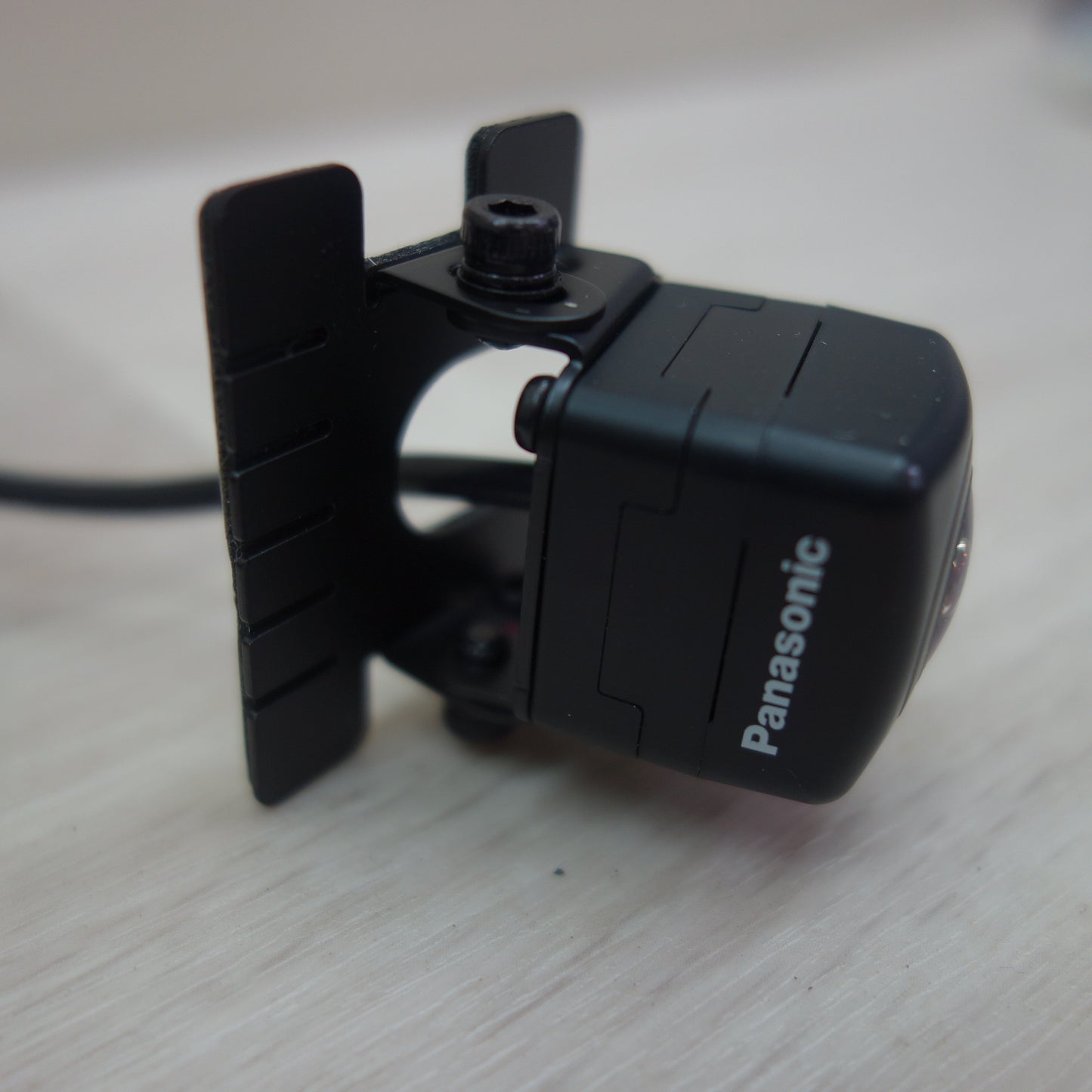 [送料無料] 美品☆Panasonic リヤビュー カメラ CY-RC90KD 高画質CMOSセンサ搭載 パナソニック 後方 バック カメラ モニター☆
