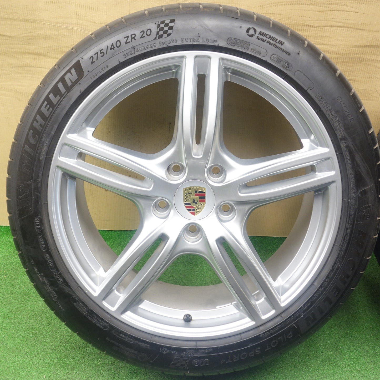 バリ溝！キレイ！9.5分★ポルシェ 971 パナメーラ ターボ 純正 275/40R20 315/35R20 ミシュラン パイロットスポーツ4 20インチ PCD130/5H★6020101KTノ