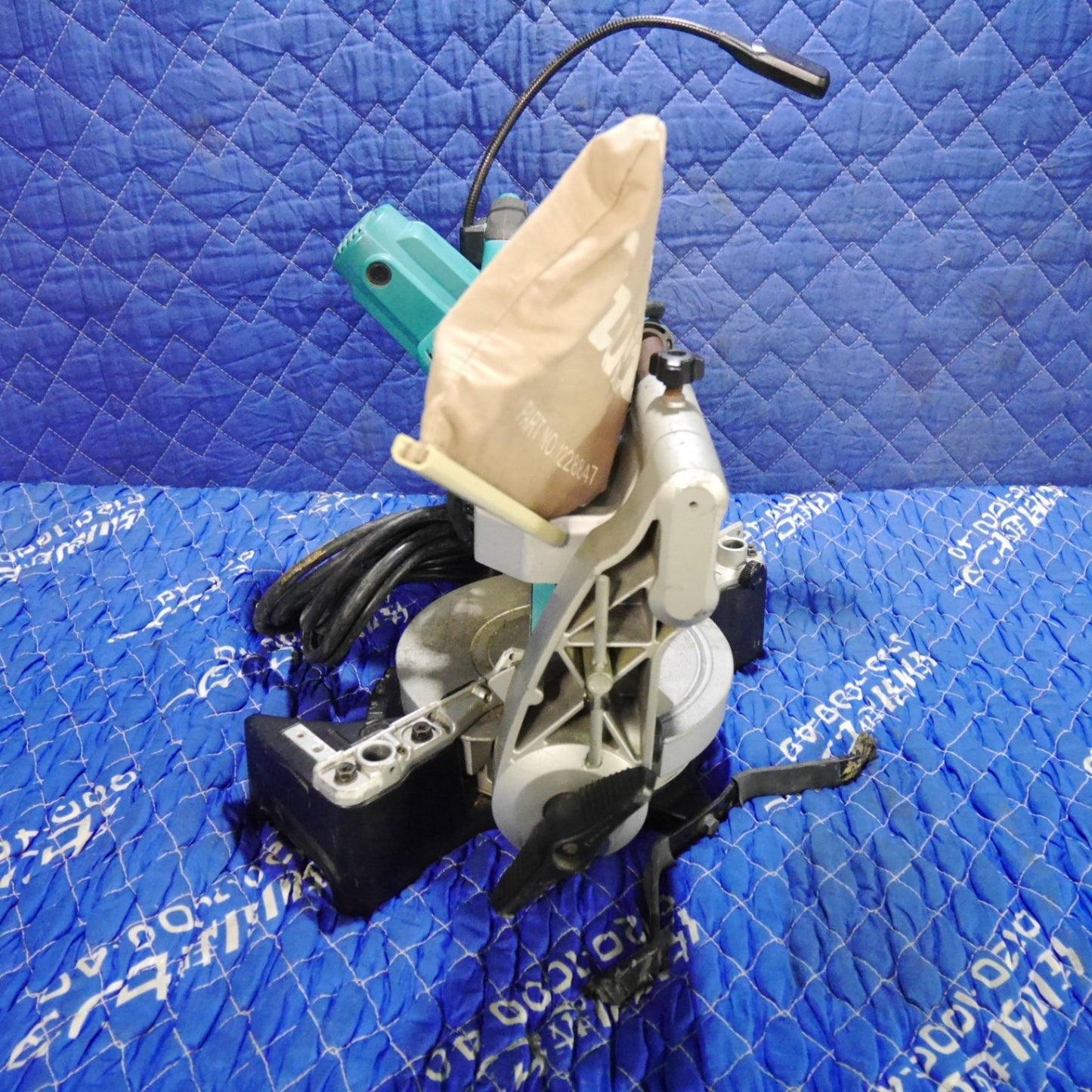 [送料無料] ☆マキタ 165mm スライド マルノコ LS0612FL 電動 工具 切断機 丸のこ 丸ノコ 丸鋸 木工用 makita 100V☆