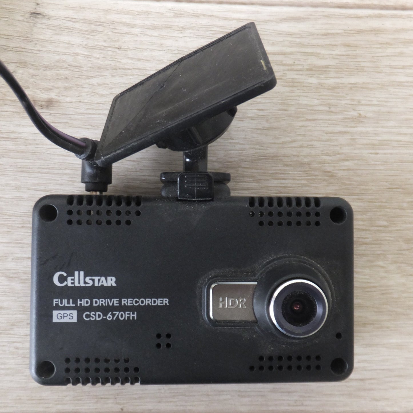 [送料無料] ★セルスター CELLSTAR ドライブレコーダー CSD-670FH SDカードなし[68]★