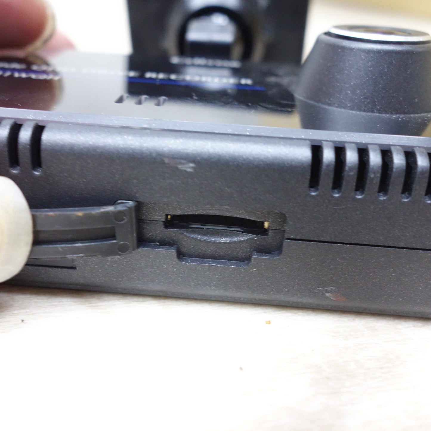 [送料無料] 付属品付き◆CELLSTAR セルスター 2.4インチ タッチパネル 搭載 ドライブレコーダー CS-81WQH おしらせ機能 ドラレコ◆