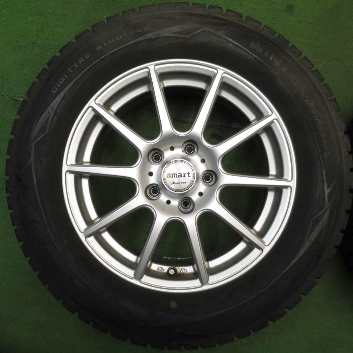 バリ溝！9分★スタッドレス 215/65R16 ダンロップ ウインターマックス WM01 smart MANARAY SPORT スマート マナレイ スポーツ PCD114.3/5H★5052701NJス