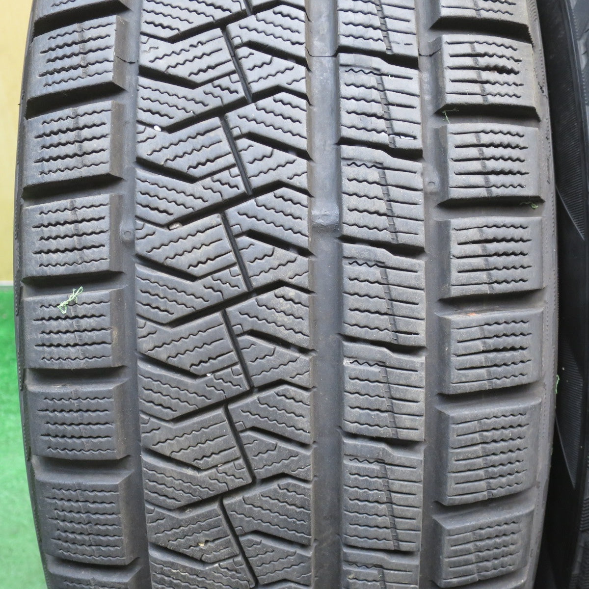 バリ溝！8.5分★トヨタ 30系 プリウス 純正 195/65R15 スタッドレス ピレリ アイスアシンメトリコ プラス 15インチ PCD100/5H★6051905NJス