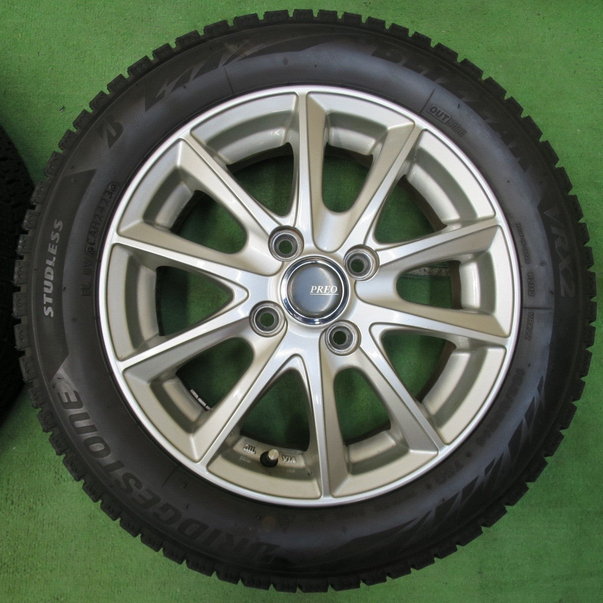 バリ溝！23年！キレイ！ほぼ10分★スタッドレス 155/65R14 ブリヂストン ブリザック VRX2 PREO プレオ 14インチ PCD100/4H★5010703イス
