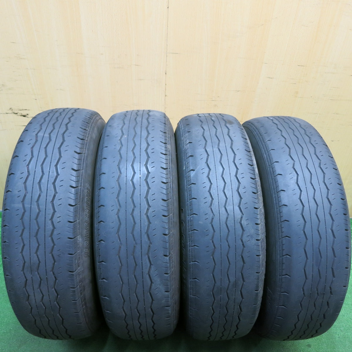 キレイ！21年★トヨタ 200系 ハイエース 純正 OP 195/80R15 107/105N ブリヂストン エコピア RD613 15インチ PCD139.7/6H★5051606AKノ